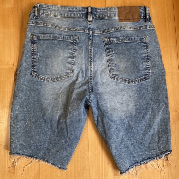 BLUENOTES | skinny fit jean shorts - Picture 5 of 5